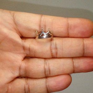 .925 Sterling Silver Adjustable Toe Ring: (5) Point Crown. Unisex